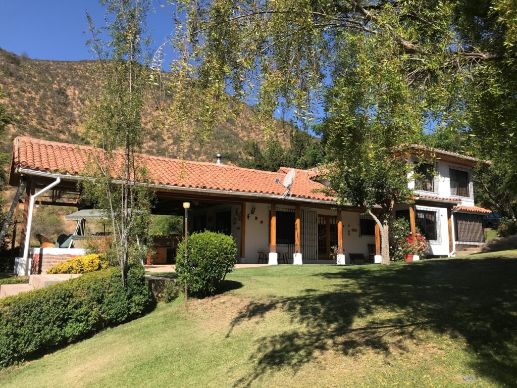 Casa. Venta parcela Curacaví Chile.